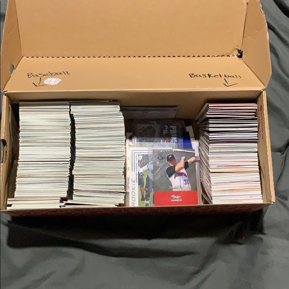 Sports trading cards - Picture 3 of 4